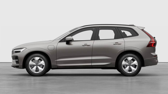 Volvo XC60 2.0 T6 [350] Plug-in Hybrid Core 5dr AWD Gtron [NI] Estate - Image 2